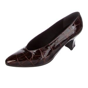 Stuart Weitzman Patent Leather Pump